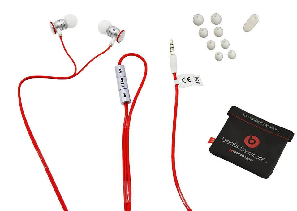 beats-urbeats-monster-couteurs-intra-auriculaires-filaires-blanc image 1