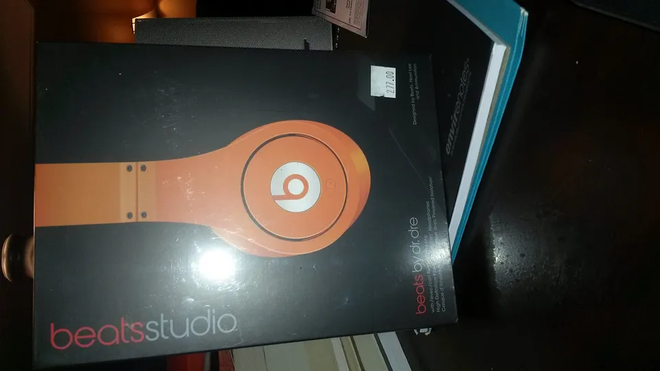 beats-by-dr-dre-studio-mh-bts-oe-or-ww-128739-00-casque-filaire-circum-auriculai image 1
