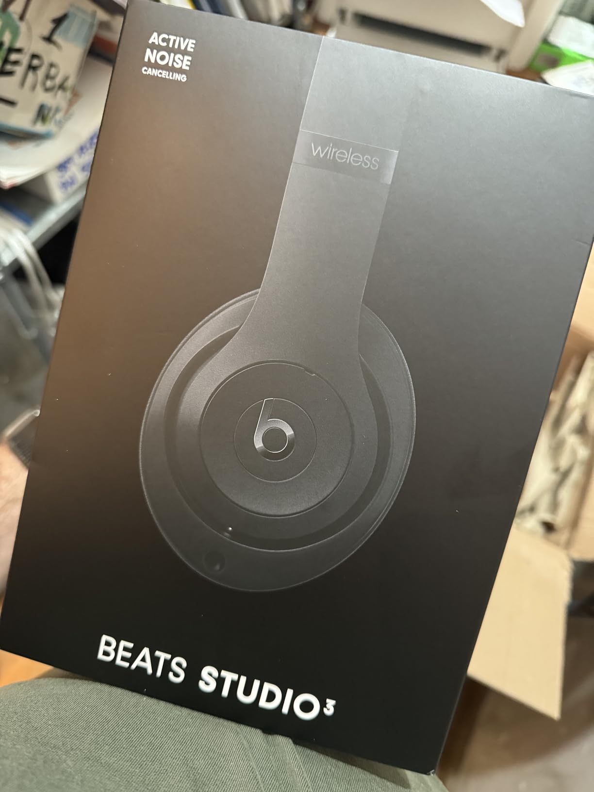 Très bon casque, un peu lourd