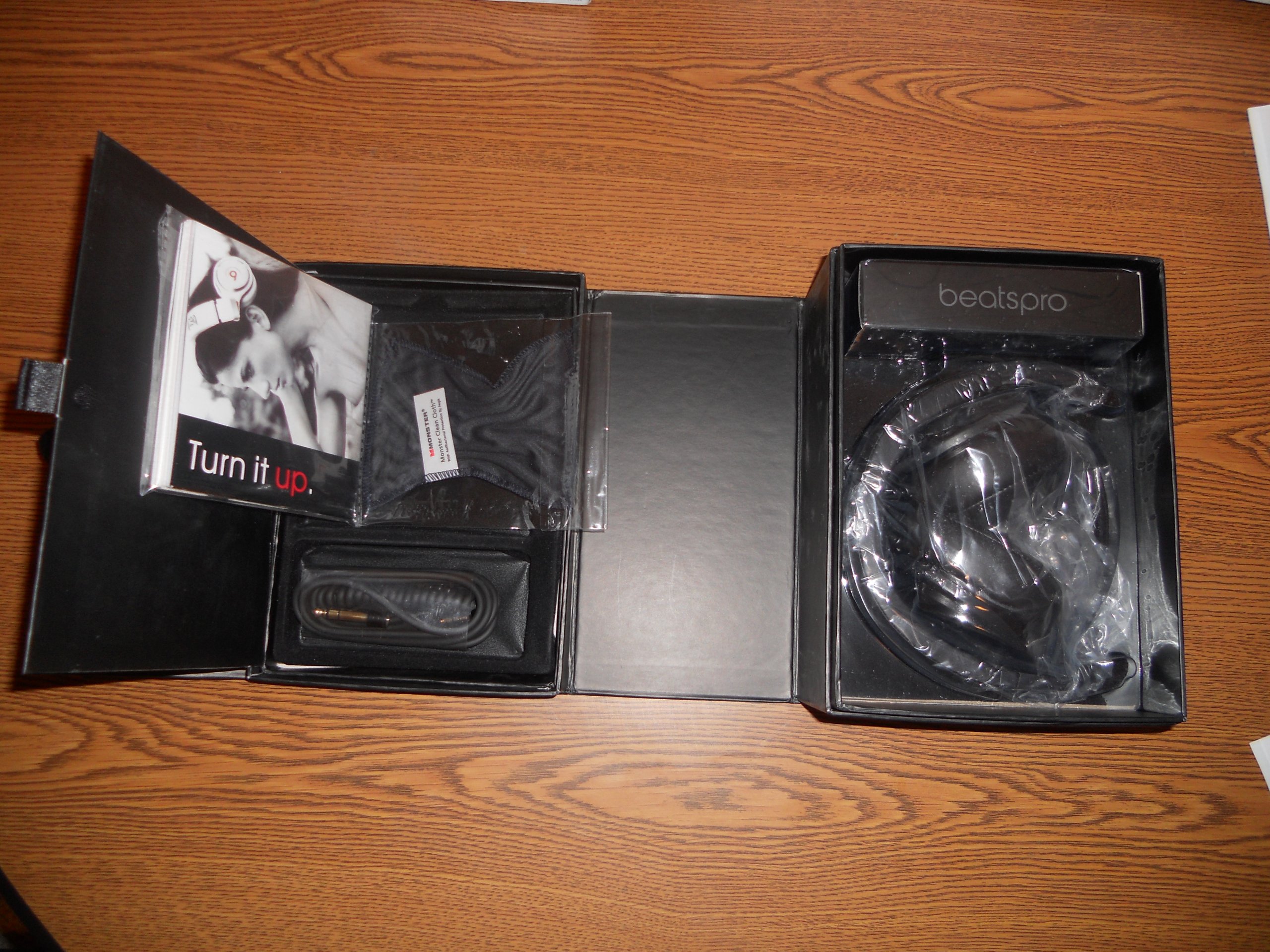 beats-pro-detox-special-edition-casque-audio-professionnel-circum-auriculaire-fi image 1
